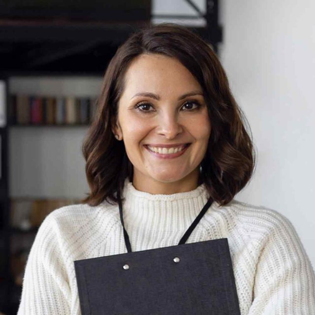 https://www.itoua.ch/wp-content/uploads/2022/02/team_05-640x640.jpg